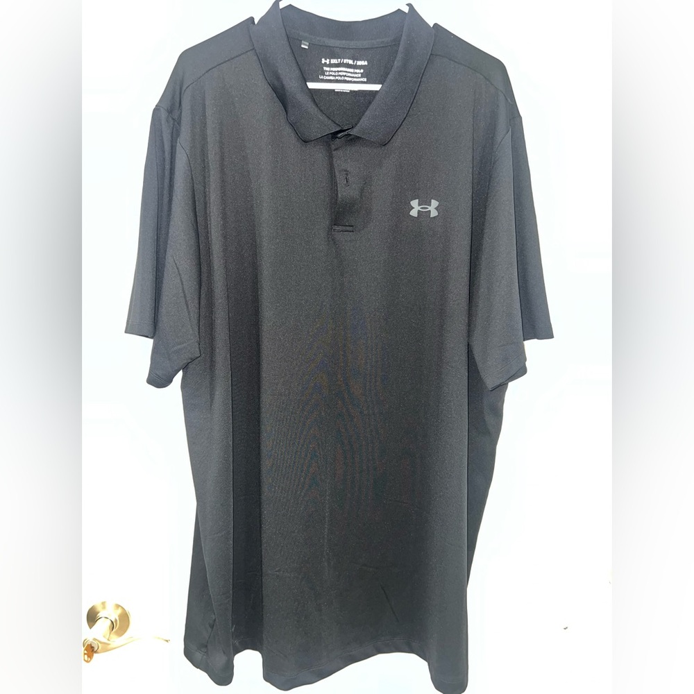 Mens under armour shirt